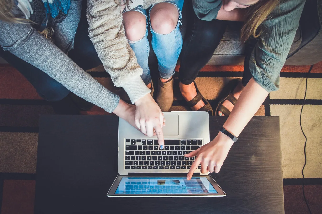 digital crisis management and communication strategies