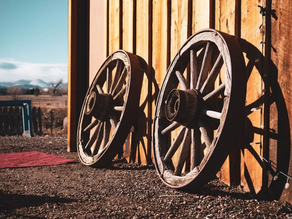 flywheel marketing concept illustrating growth and momentum