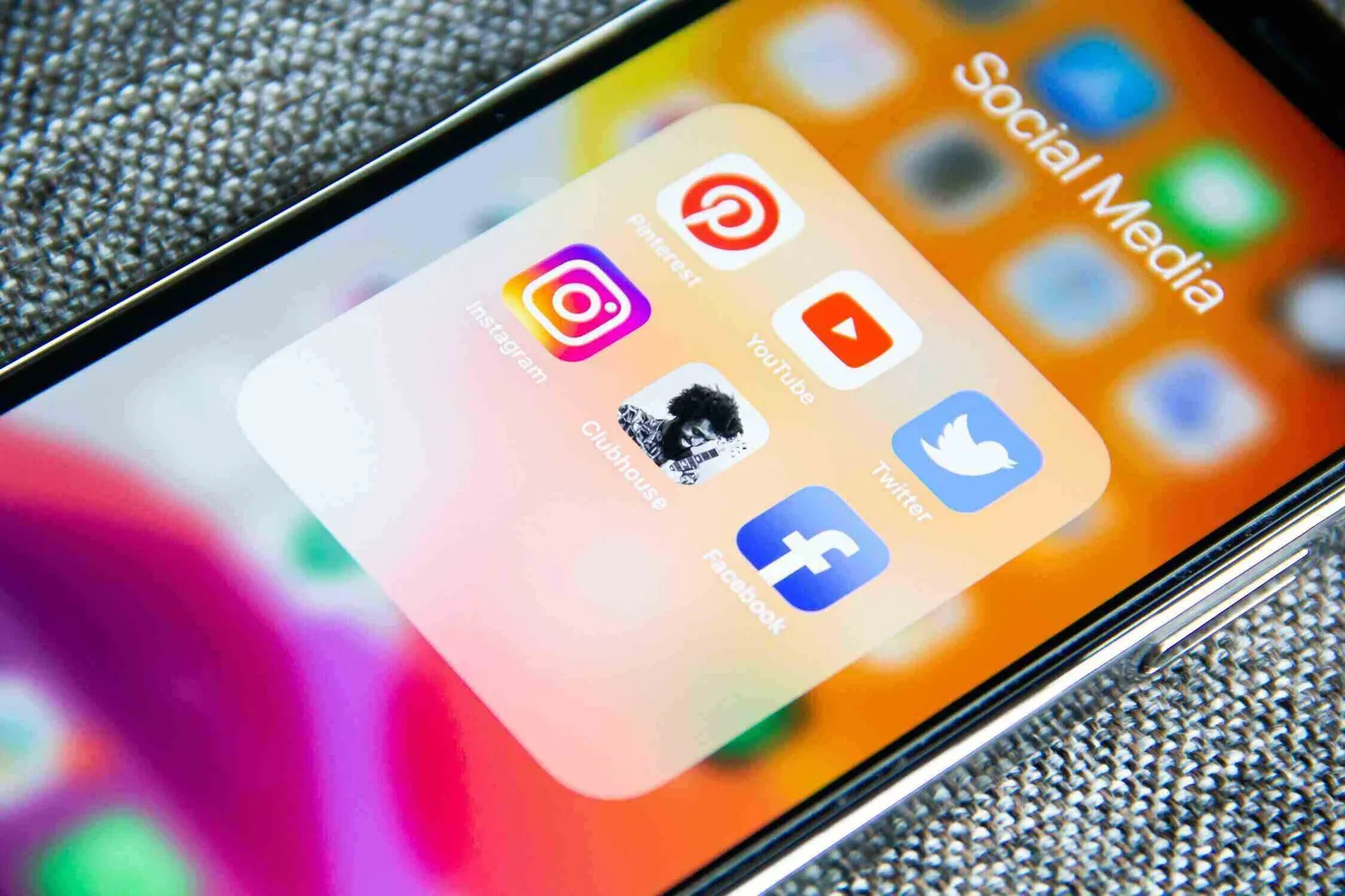 social media icons for sharing content online