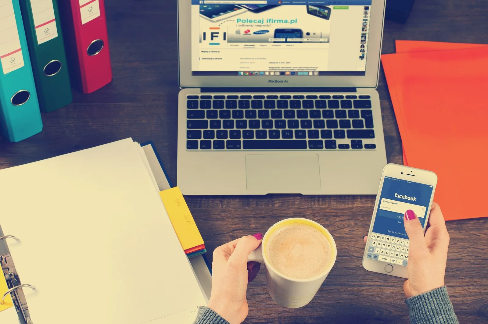 social media trends 2021 infographic with icons and statistics